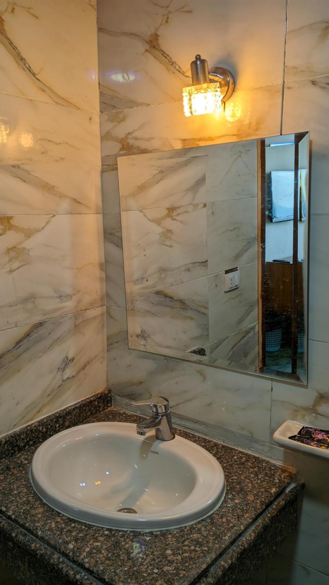 Royal Crown Hotel عائلات فقط Aleksandria Zewnętrze zdjęcie